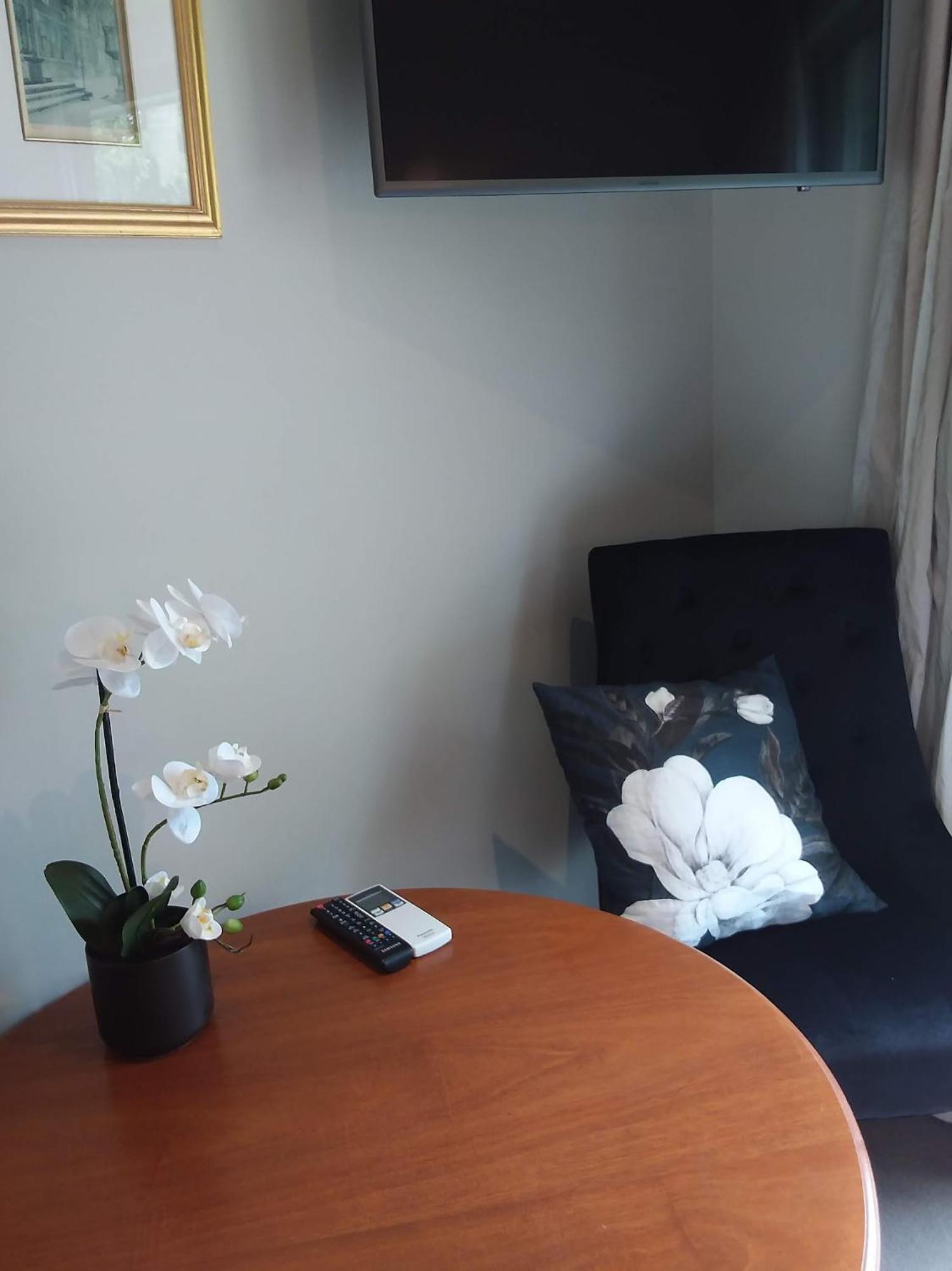 Karapiro Willows Luxury B & B Cambridge Esterno foto